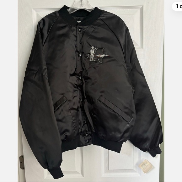 XL Black Stratton Air Guard Windbreaker - Picture 1 of 5
